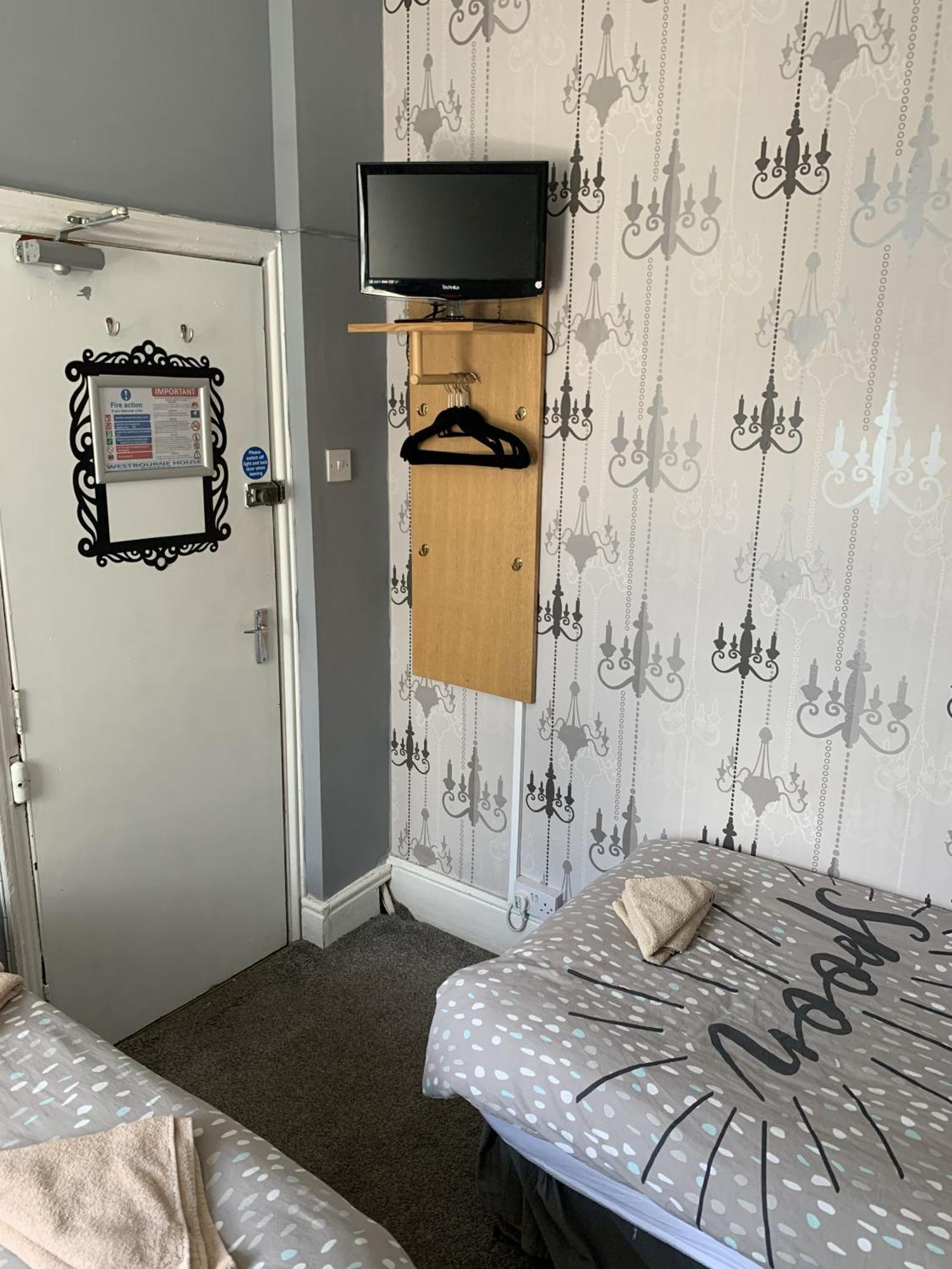 Westbourne House Bed & Breakfast Blackpool Bagian luar foto